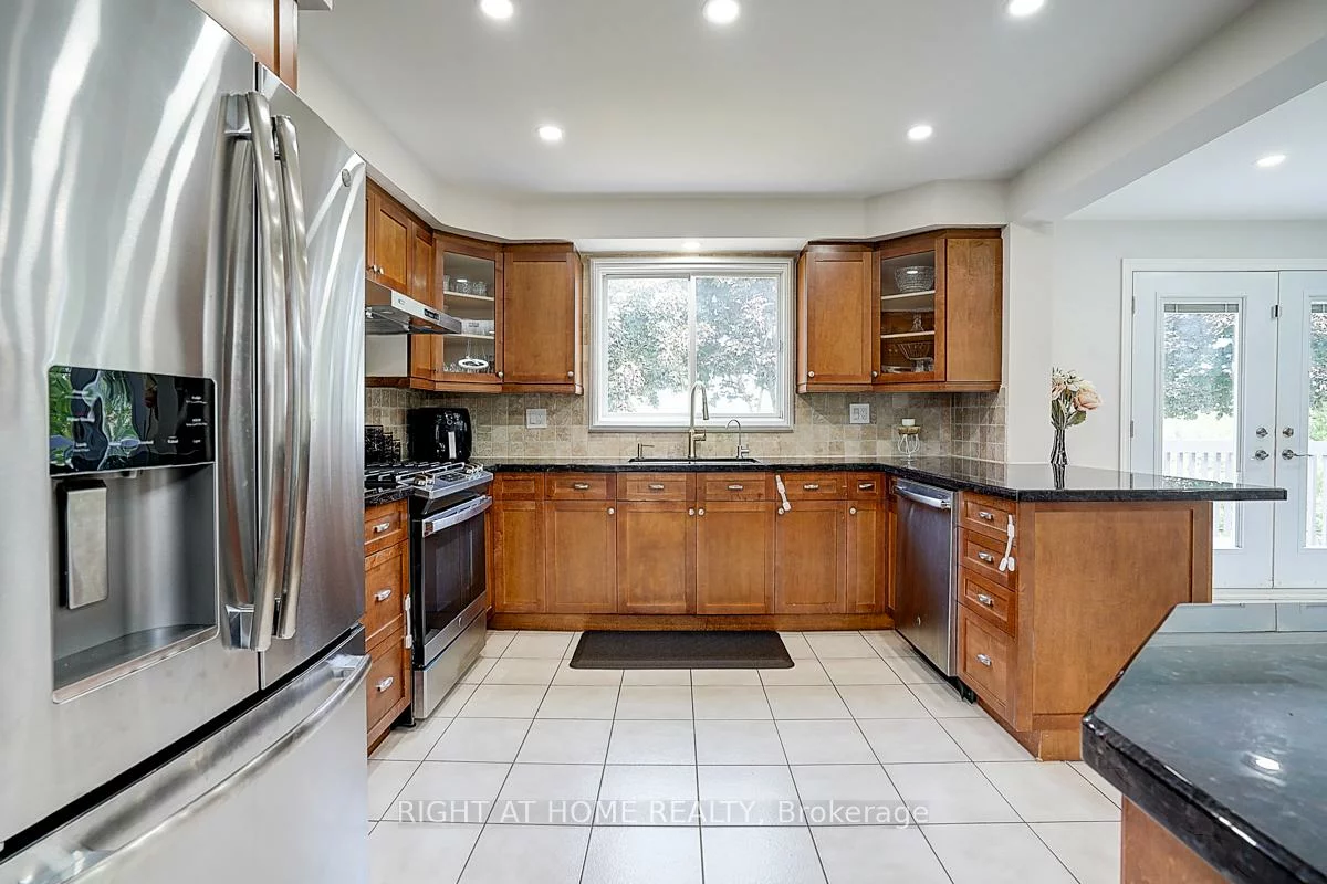 191, Kensit, Armitage, Newmarket