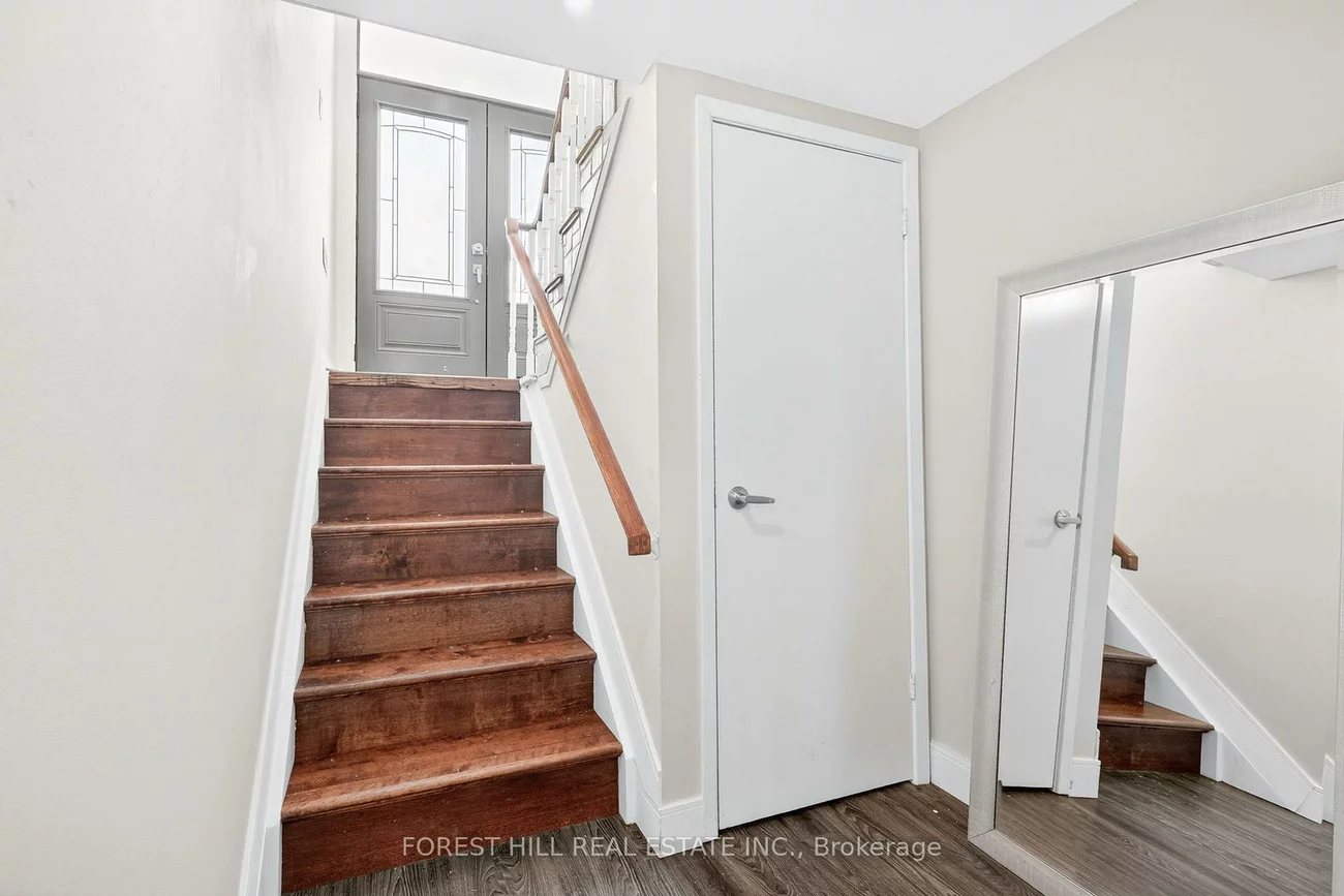 104, Armitage, Central Newmarket, Newmarket