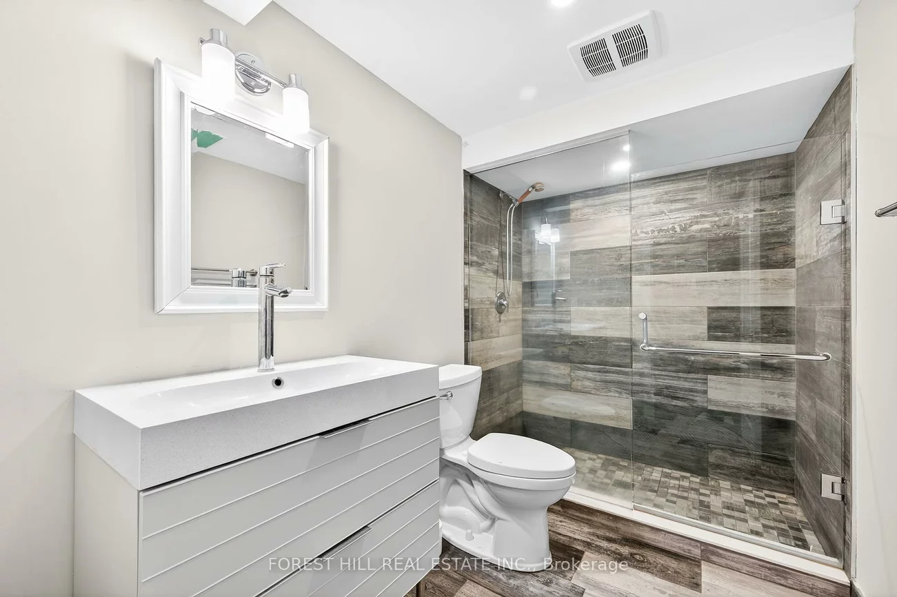 104, Armitage, Central Newmarket, Newmarket
