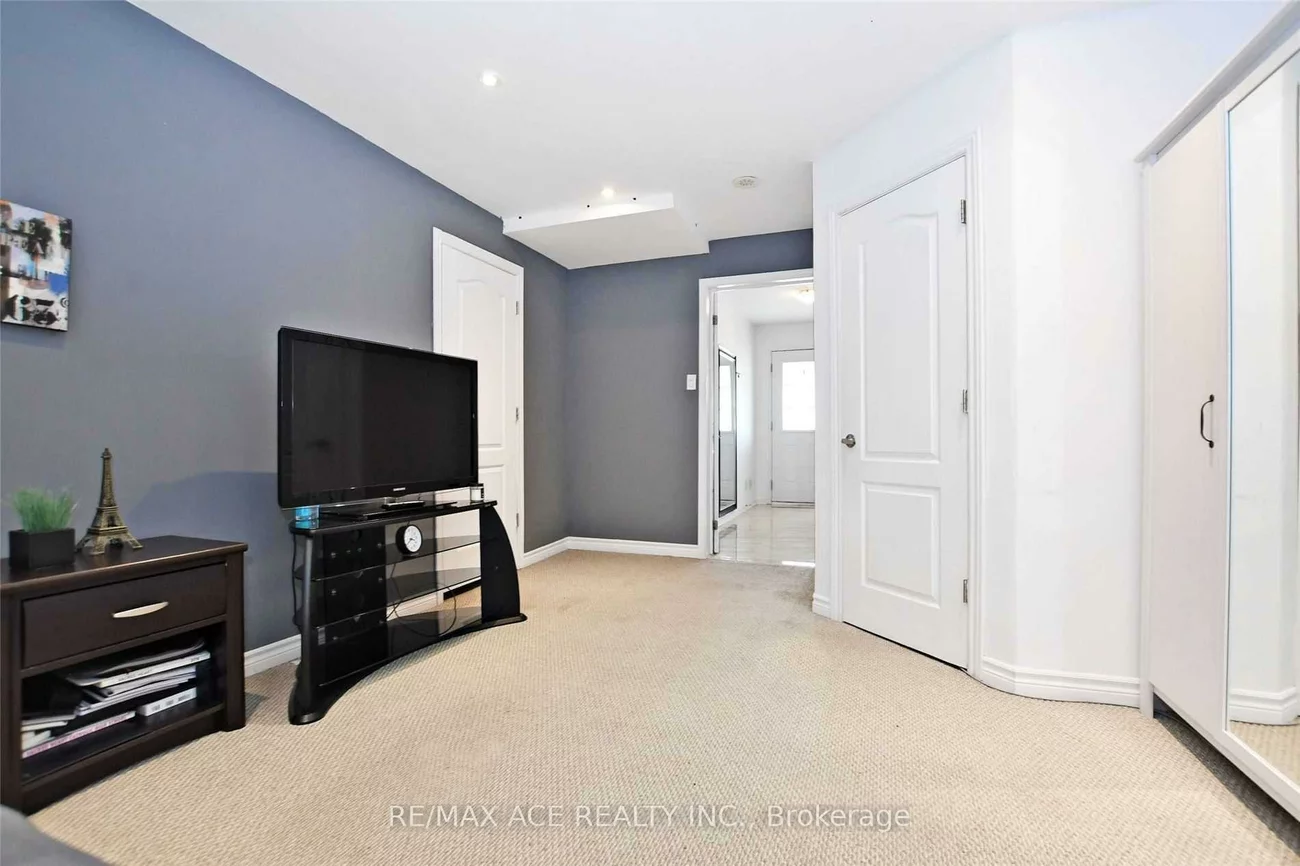 52, Cliff Gunn, Woodland Hill, Newmarket