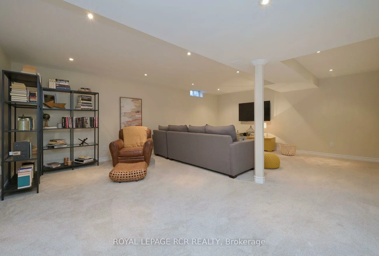 908, Schaeffer, Stonehaven-Wyndham, Newmarket