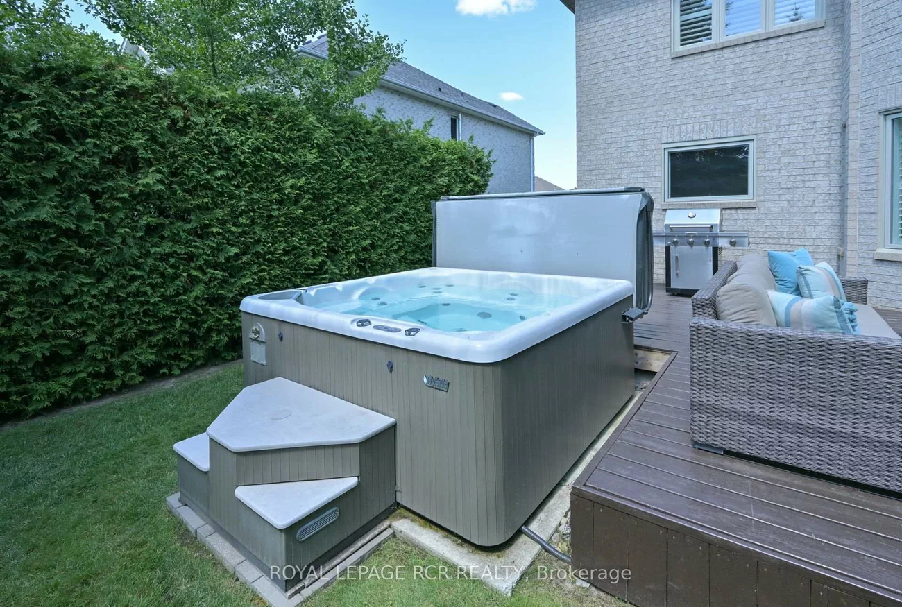 908, Schaeffer, Stonehaven-Wyndham, Newmarket