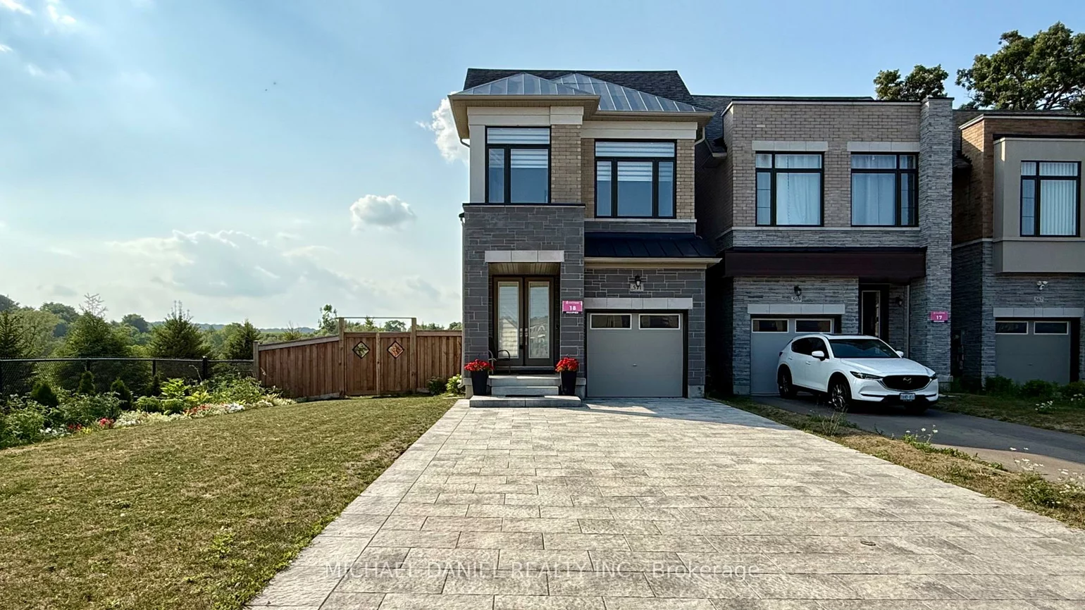 571, New England, Summerhill Estates, Newmarket