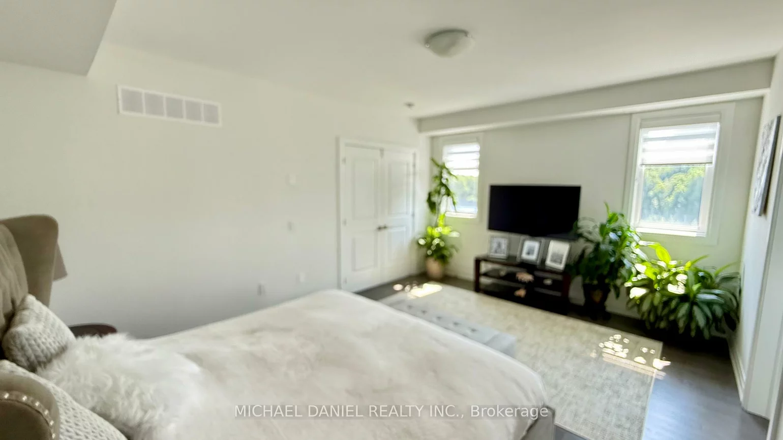 571, New England, Summerhill Estates, Newmarket