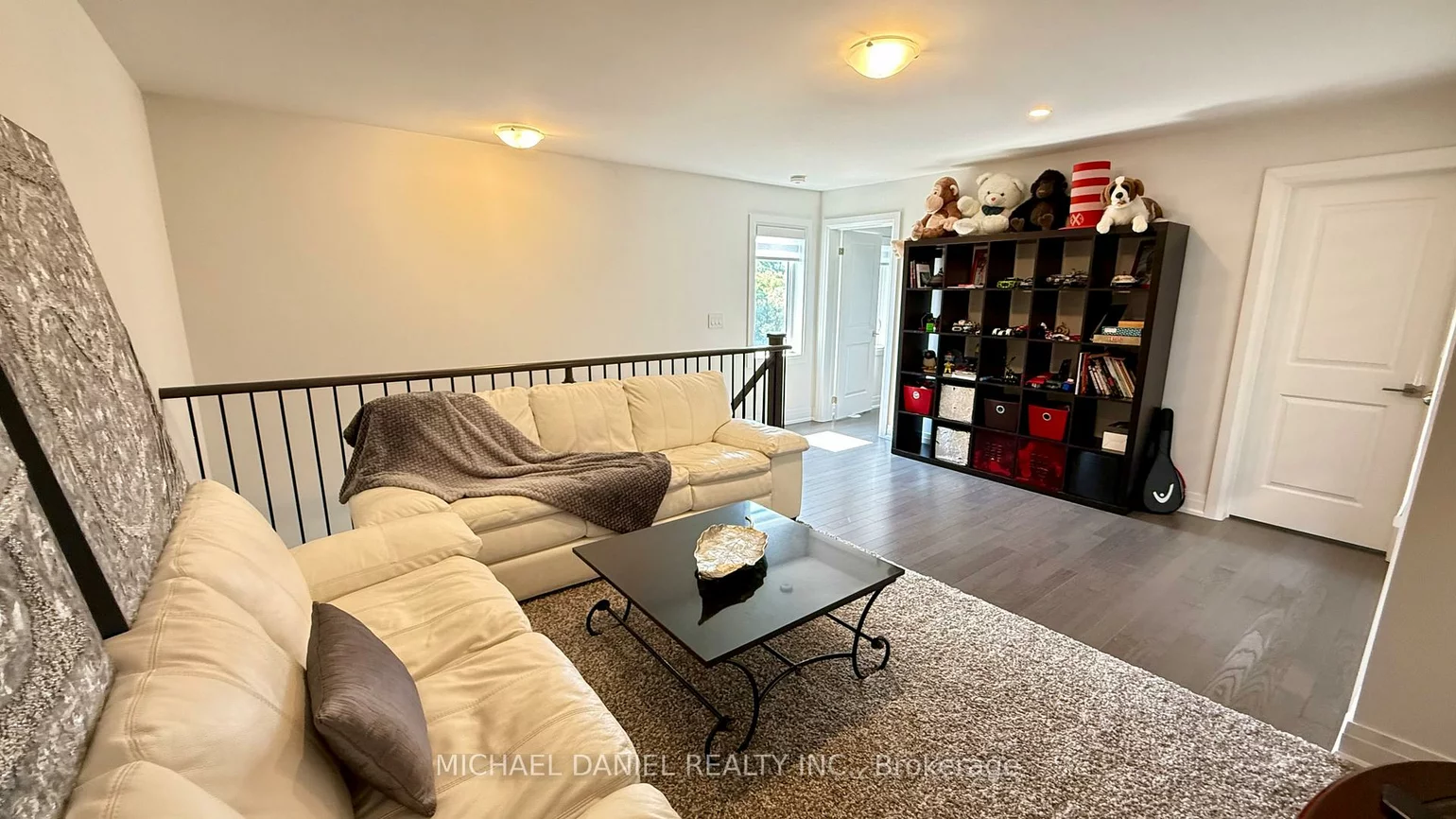 571, New England, Summerhill Estates, Newmarket