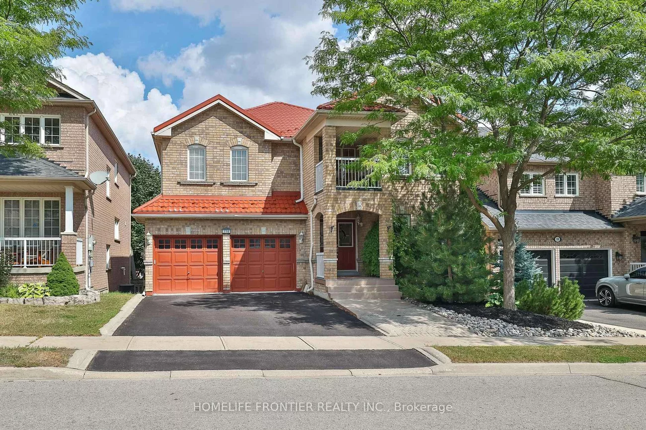 110, Red River, Woodland Hill, Newmarket
