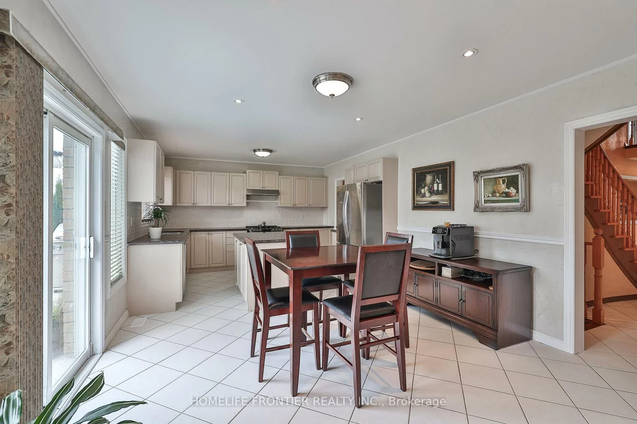 110, Red River, Woodland Hill, Newmarket