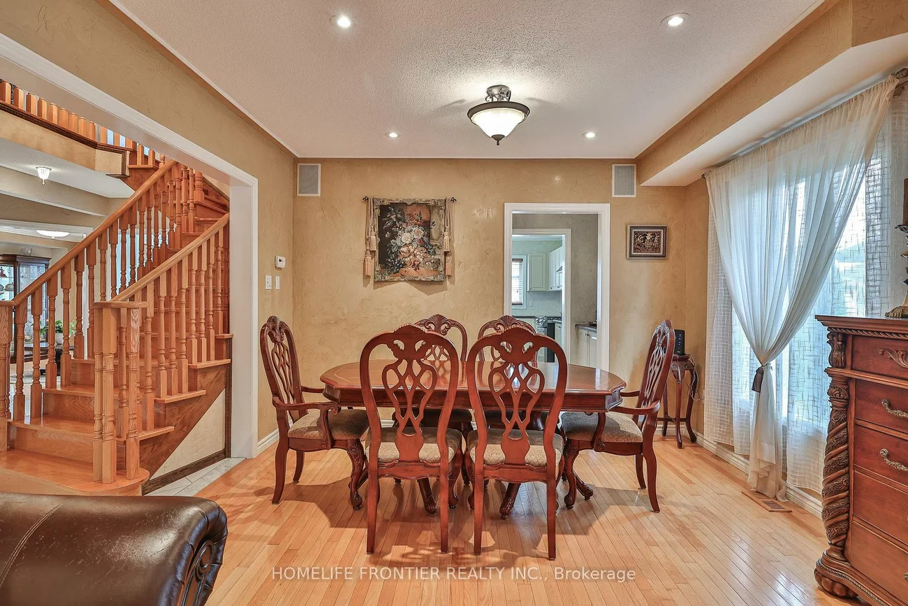 110, Red River, Woodland Hill, Newmarket