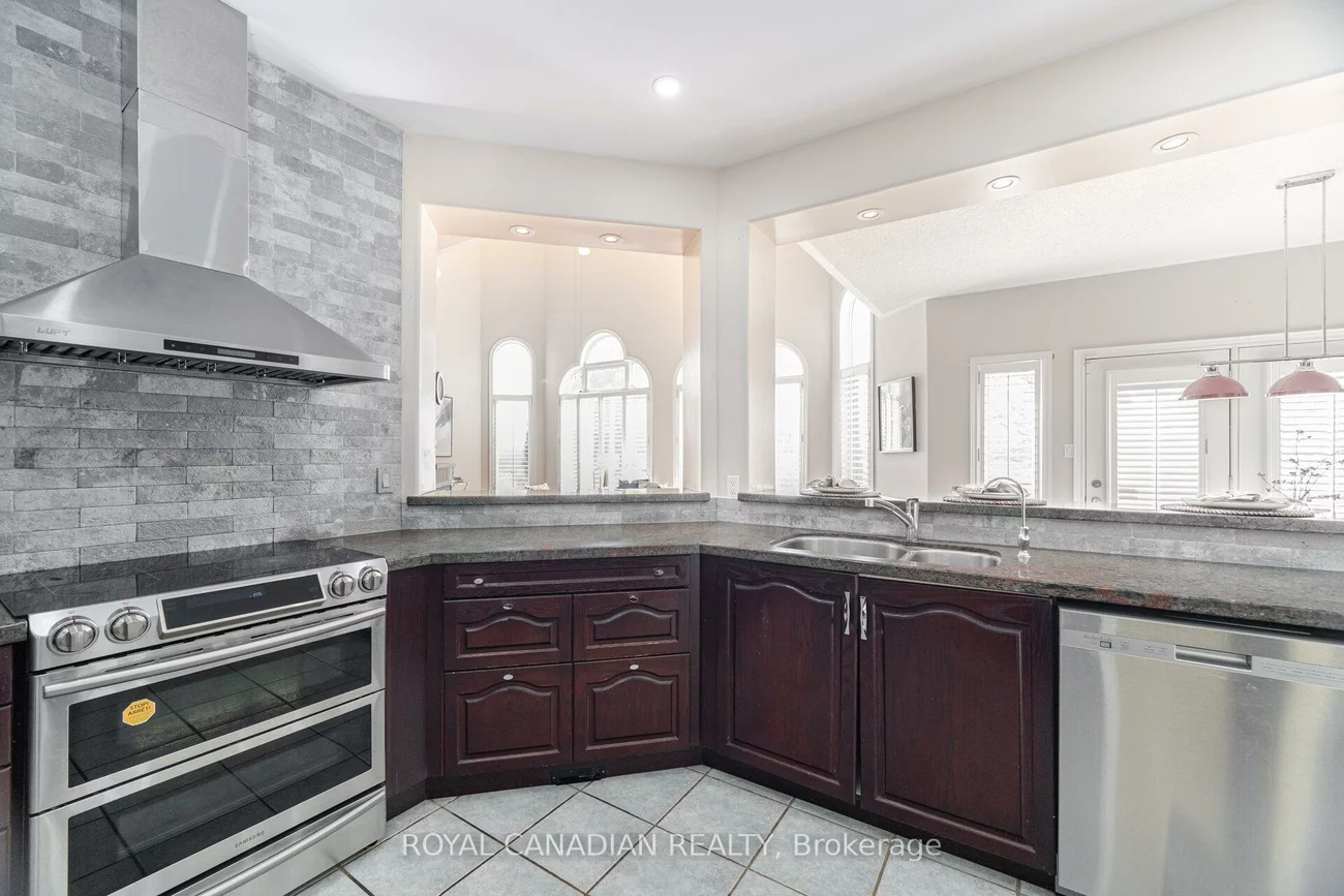 678, Madeline, Stonehaven-Wyndham, Newmarket