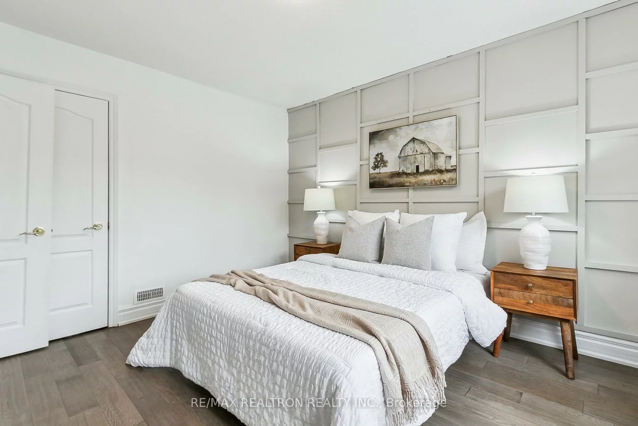 426, Eagle, Central Newmarket, Newmarket