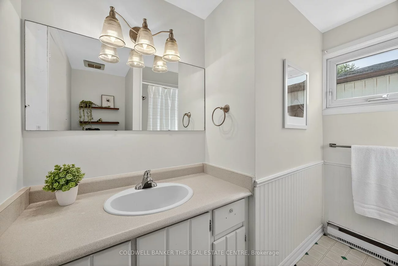 461, Sandford, Central Newmarket, Newmarket