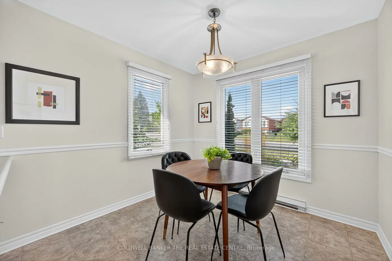461, Sandford, Central Newmarket, Newmarket