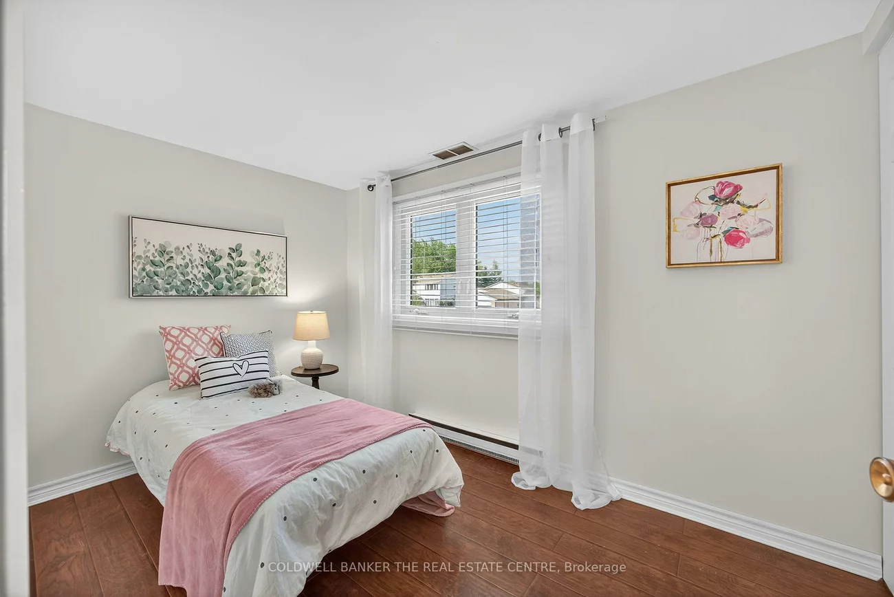 461, Sandford, Central Newmarket, Newmarket