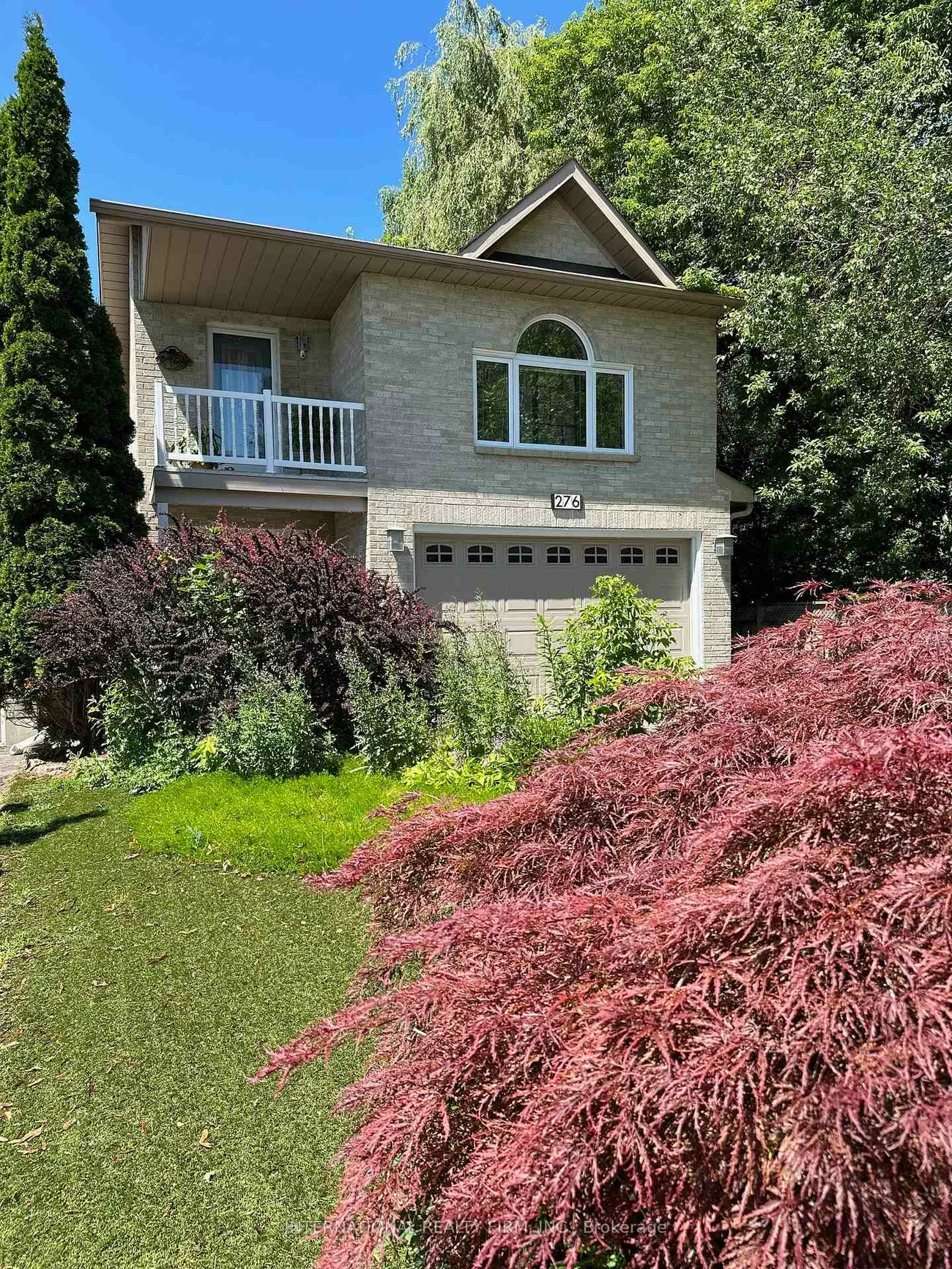 276, Sheridan, Gorham-College Manor, Newmarket