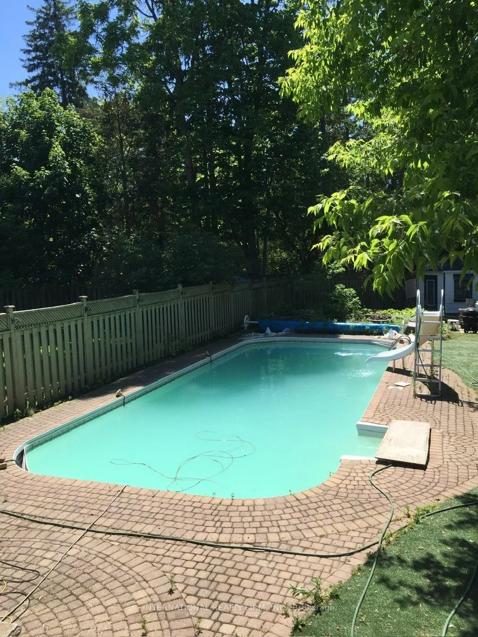 276, Sheridan, Gorham-College Manor, Newmarket