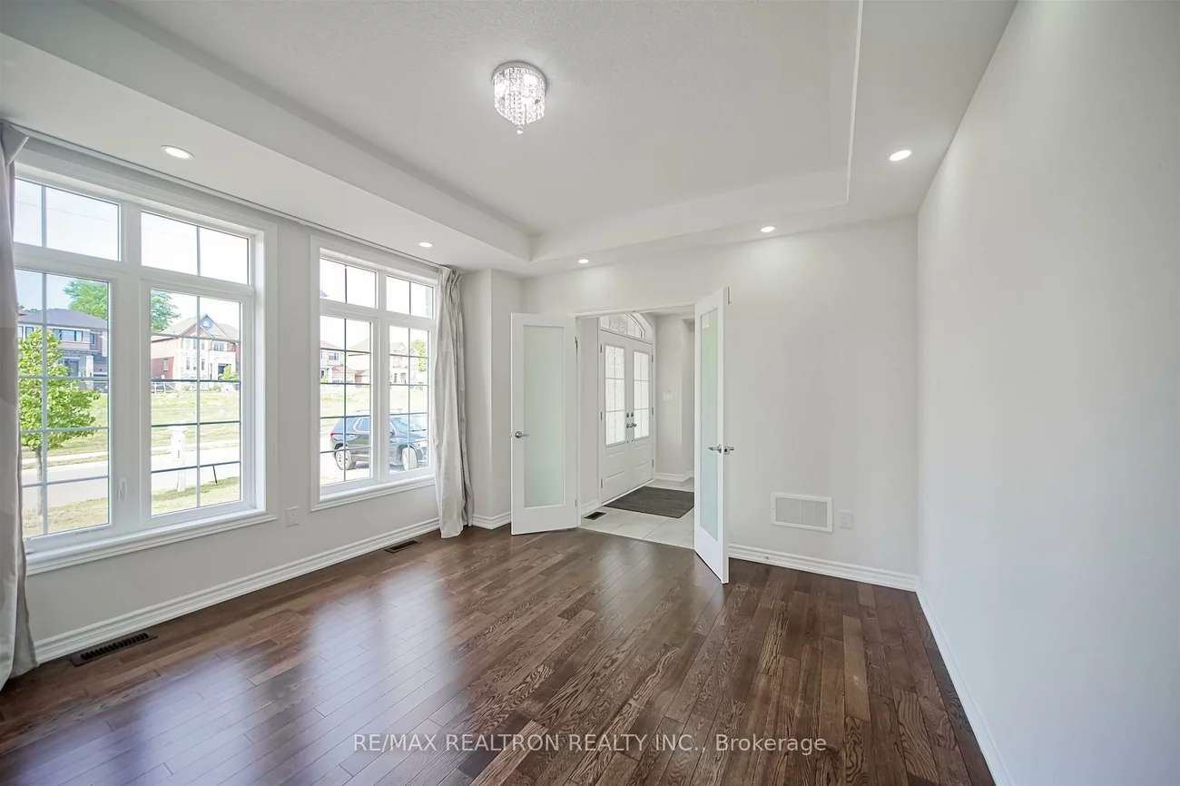 307, Reg Harrison, Glenway Estates, Newmarket