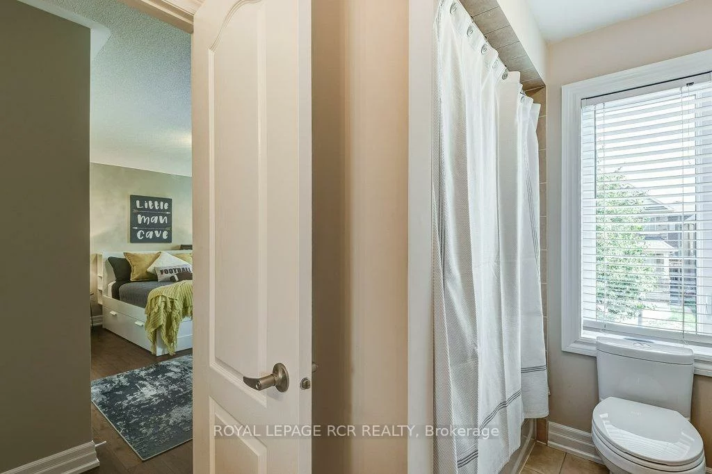 42, Mynden, Woodland Hill, Newmarket