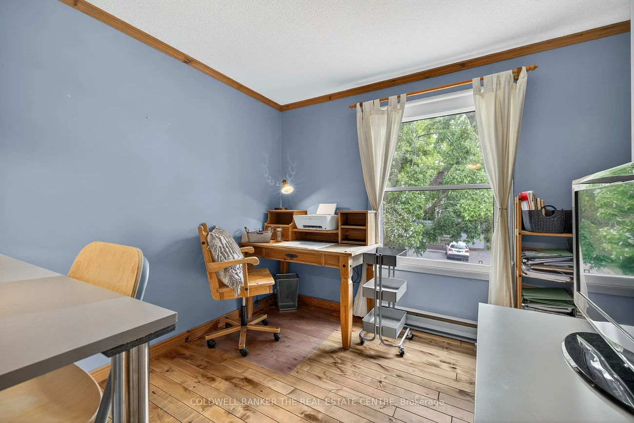 869, Magnolia, Huron Heights-Leslie Valley, Newmarket
