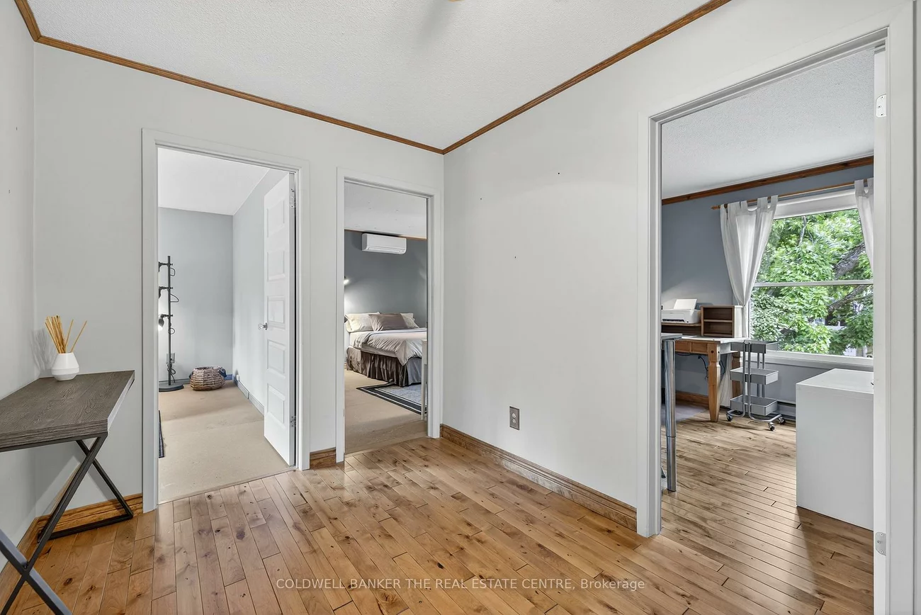 869, Magnolia, Huron Heights-Leslie Valley, Newmarket