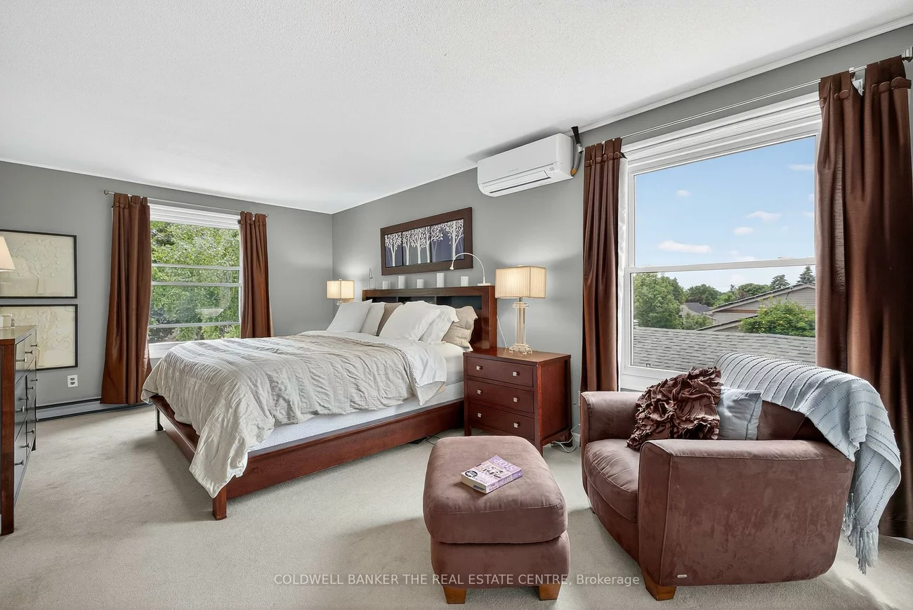 869, Magnolia, Huron Heights-Leslie Valley, Newmarket