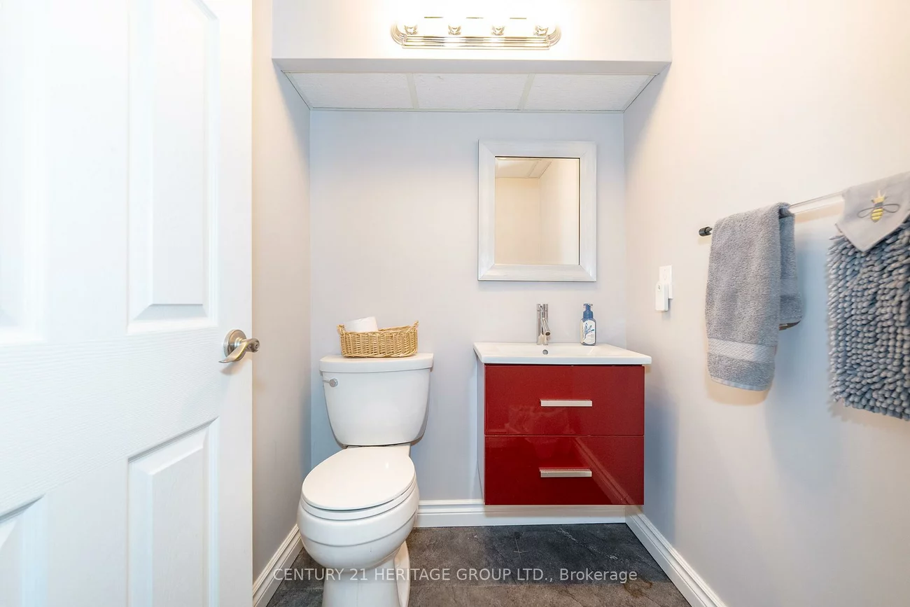231, John Bowser, Glenway Estates, Newmarket