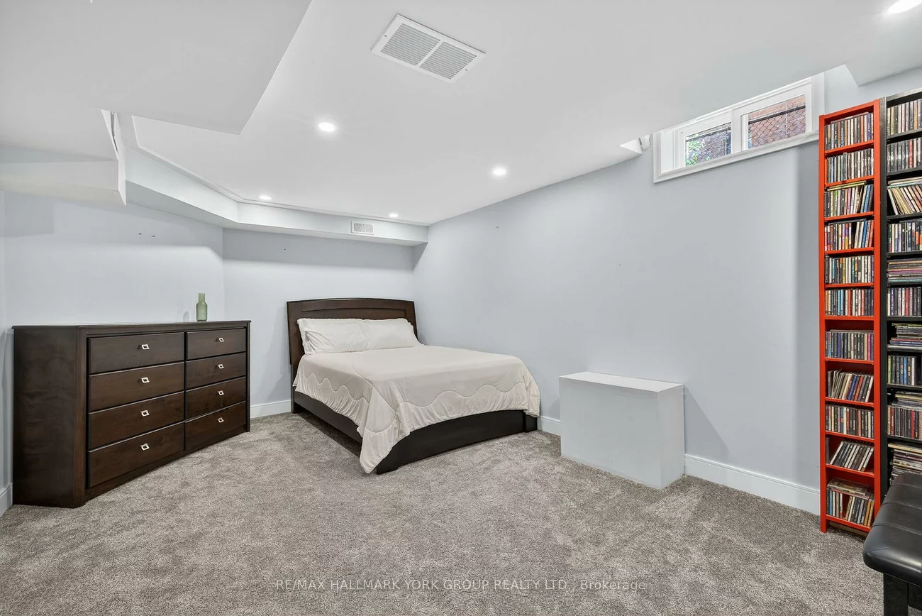 264, Mccaffrey, Glenway Estates, Newmarket