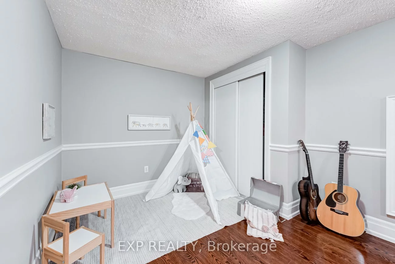 891, Leslie Valley, Huron Heights-Leslie Valley, Newmarket