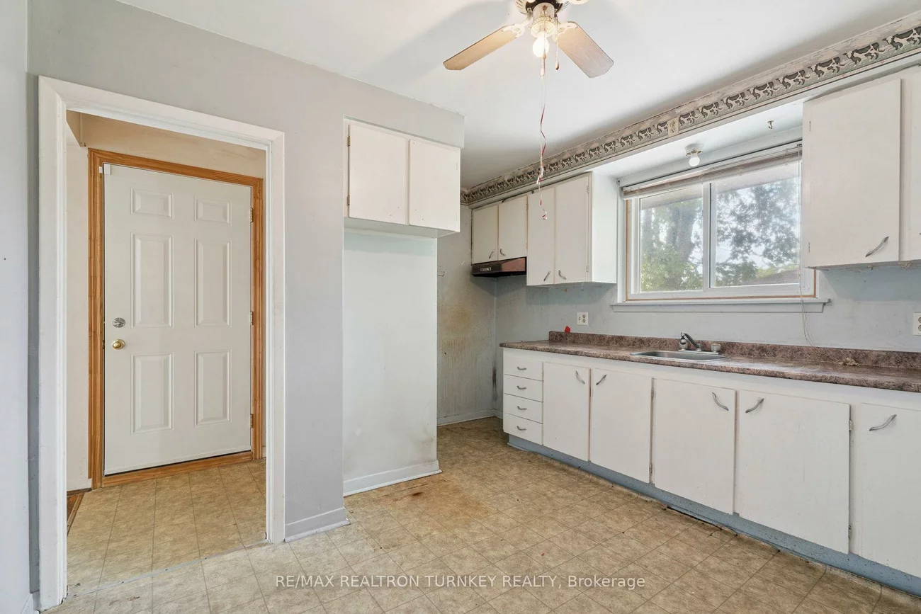 75, Bolton, Huron Heights-Leslie Valley, Newmarket