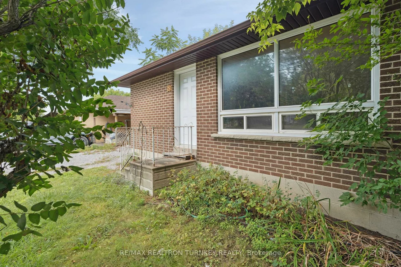 75, Bolton, Huron Heights-Leslie Valley, Newmarket