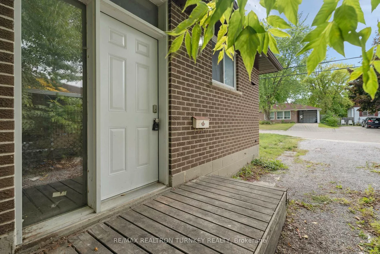 75, Bolton, Huron Heights-Leslie Valley, Newmarket