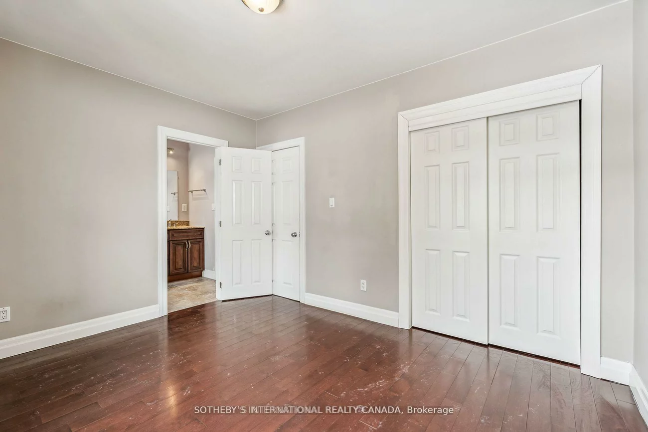 118, Queen, Central Newmarket, Newmarket
