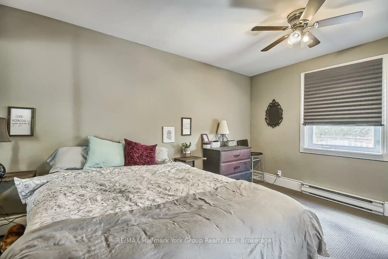 394, Eagle, Central Newmarket, Newmarket