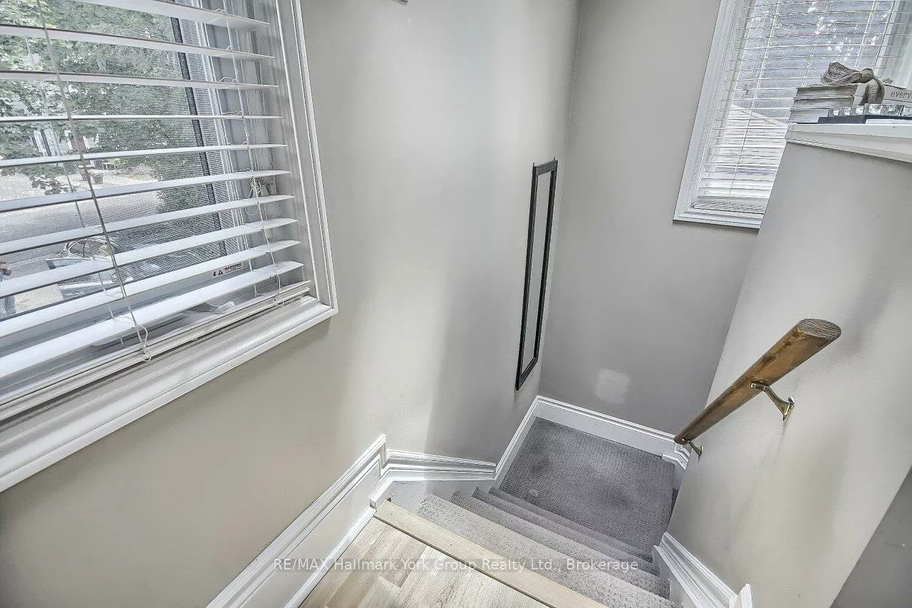 394, Eagle, Central Newmarket, Newmarket