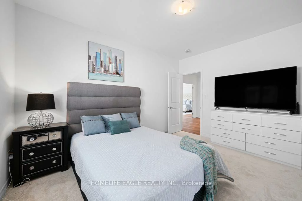 545, Clifford Perry, Woodland Hill, Newmarket