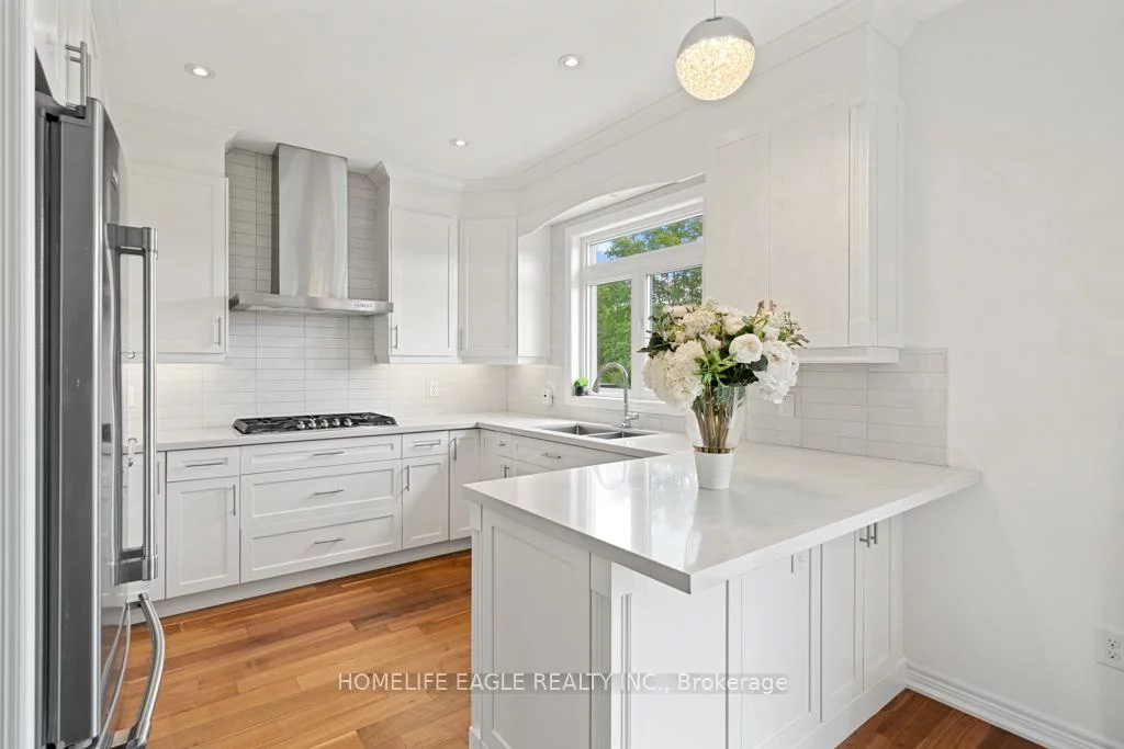 545, Clifford Perry, Woodland Hill, Newmarket