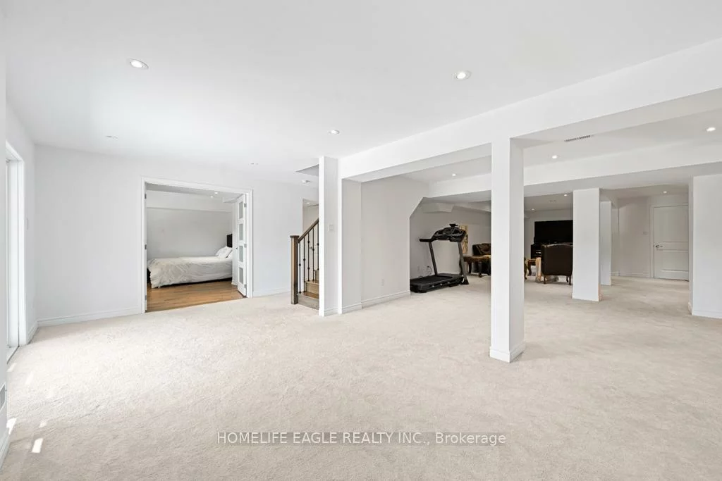 545, Clifford Perry, Woodland Hill, Newmarket