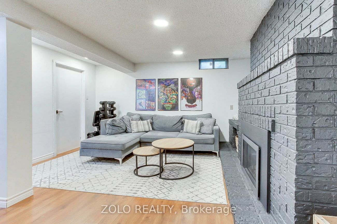 388, Terry, Central Newmarket, Newmarket