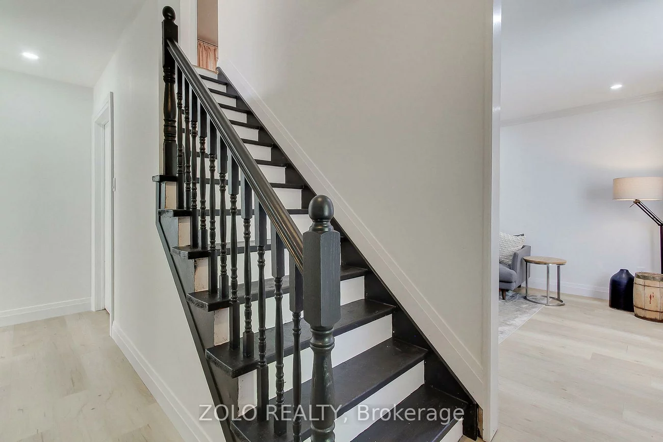 388, Terry, Central Newmarket, Newmarket