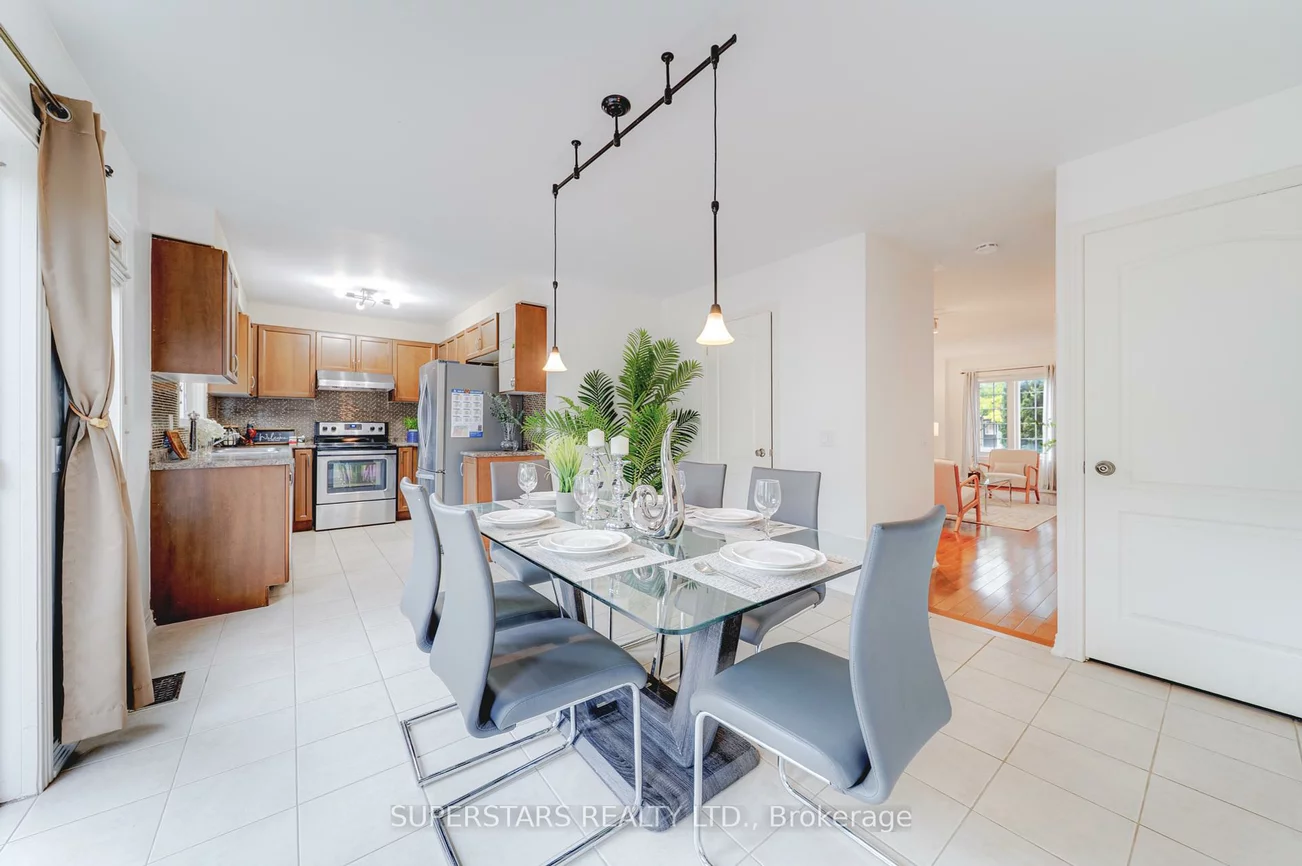 64, Osborne Family, Woodland Hill, Newmarket