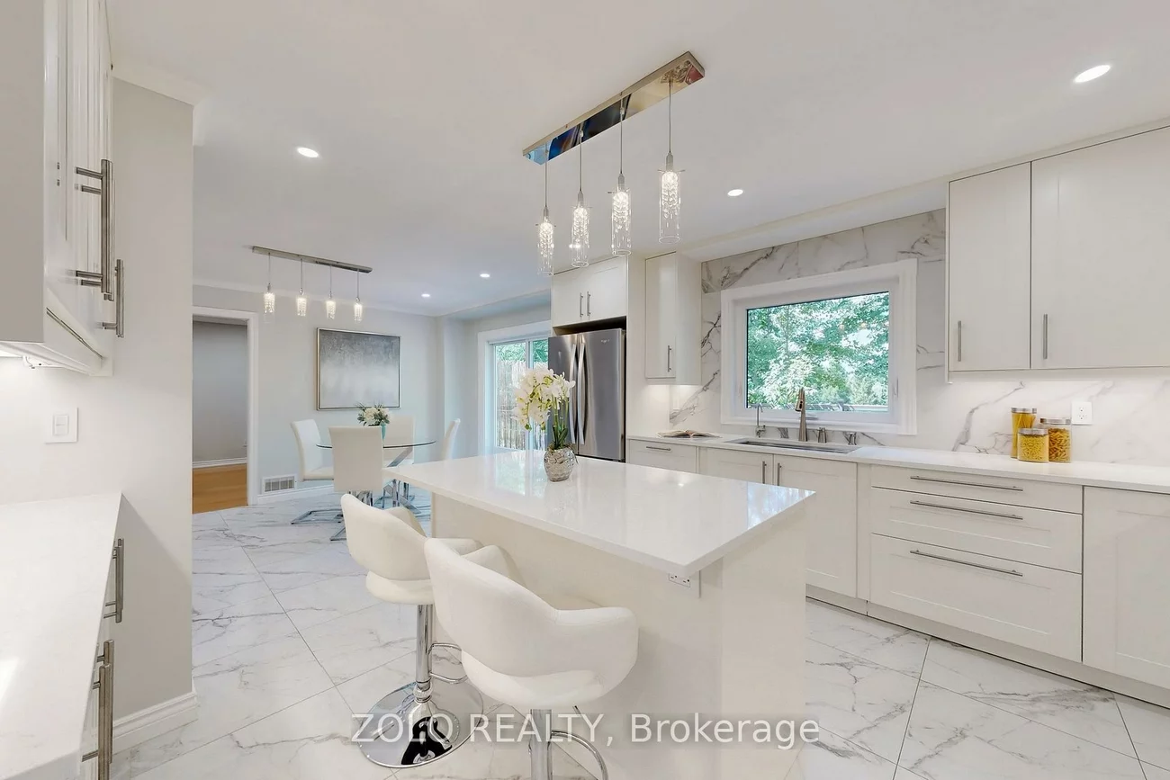 371, Binns, Glenway Estates, Newmarket