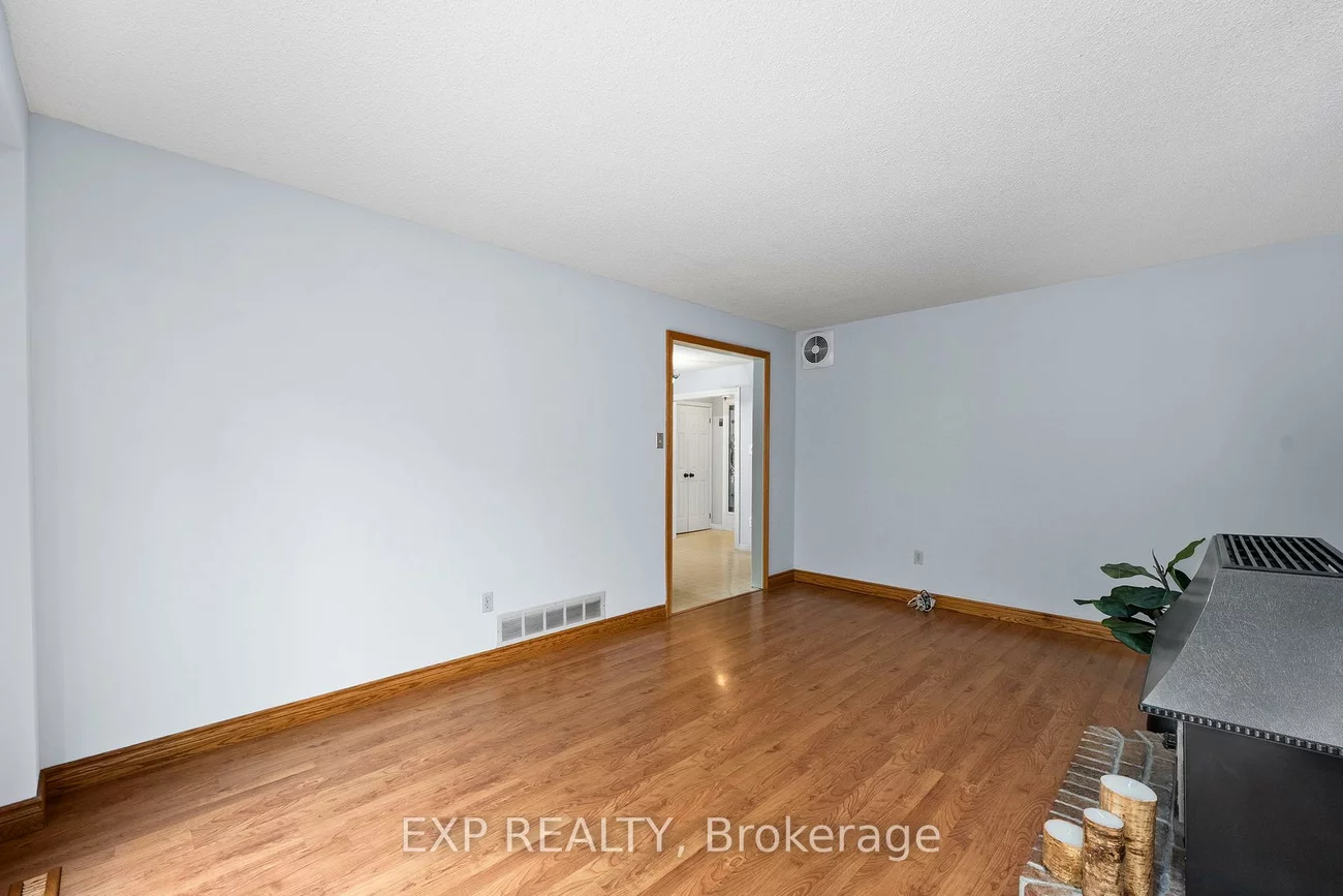 56, Manning, Gorham-College Manor, Newmarket