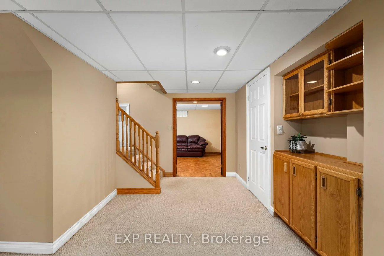 56, Manning, Gorham-College Manor, Newmarket