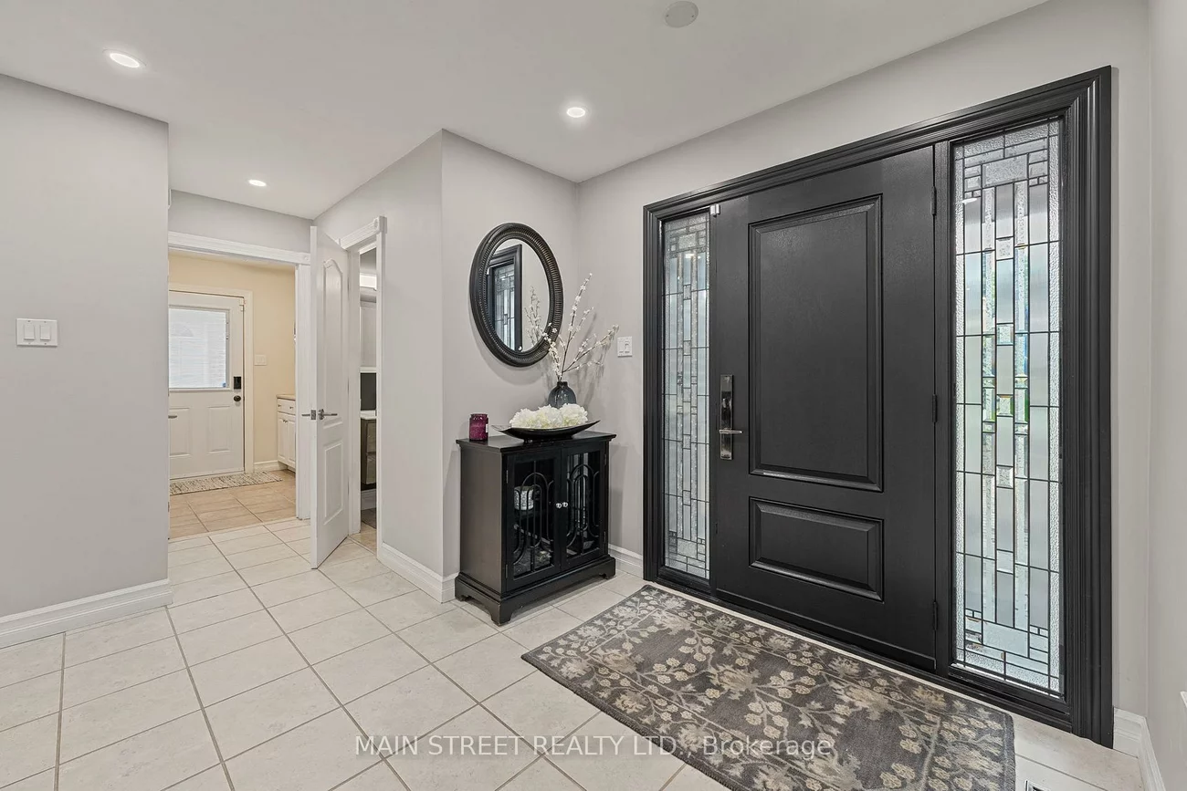 255, Glenway, Glenway Estates, Newmarket