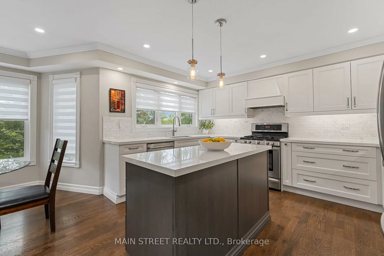 255, Glenway, Glenway Estates, Newmarket