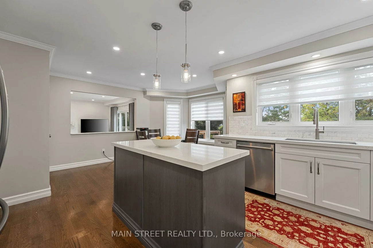 255, Glenway, Glenway Estates, Newmarket