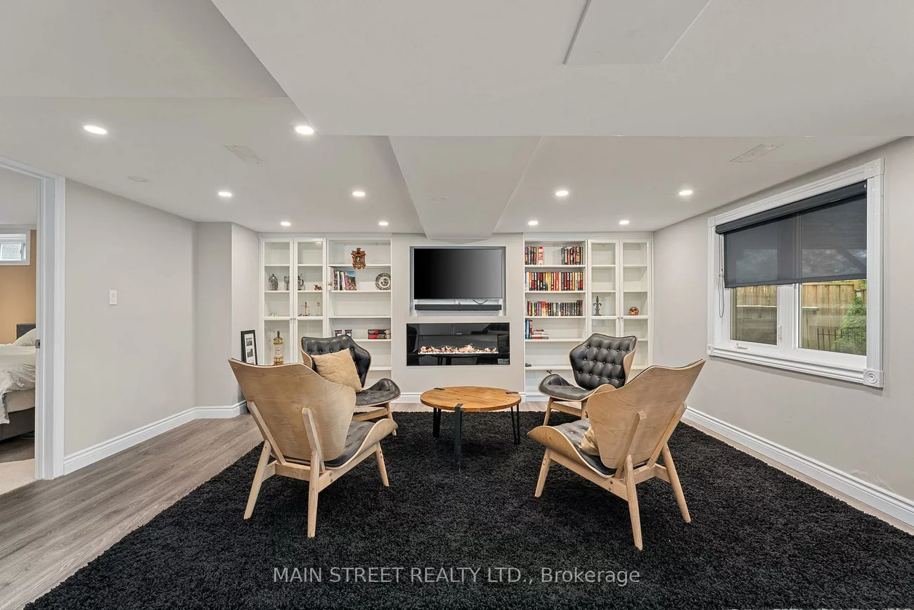 255, Glenway, Glenway Estates, Newmarket