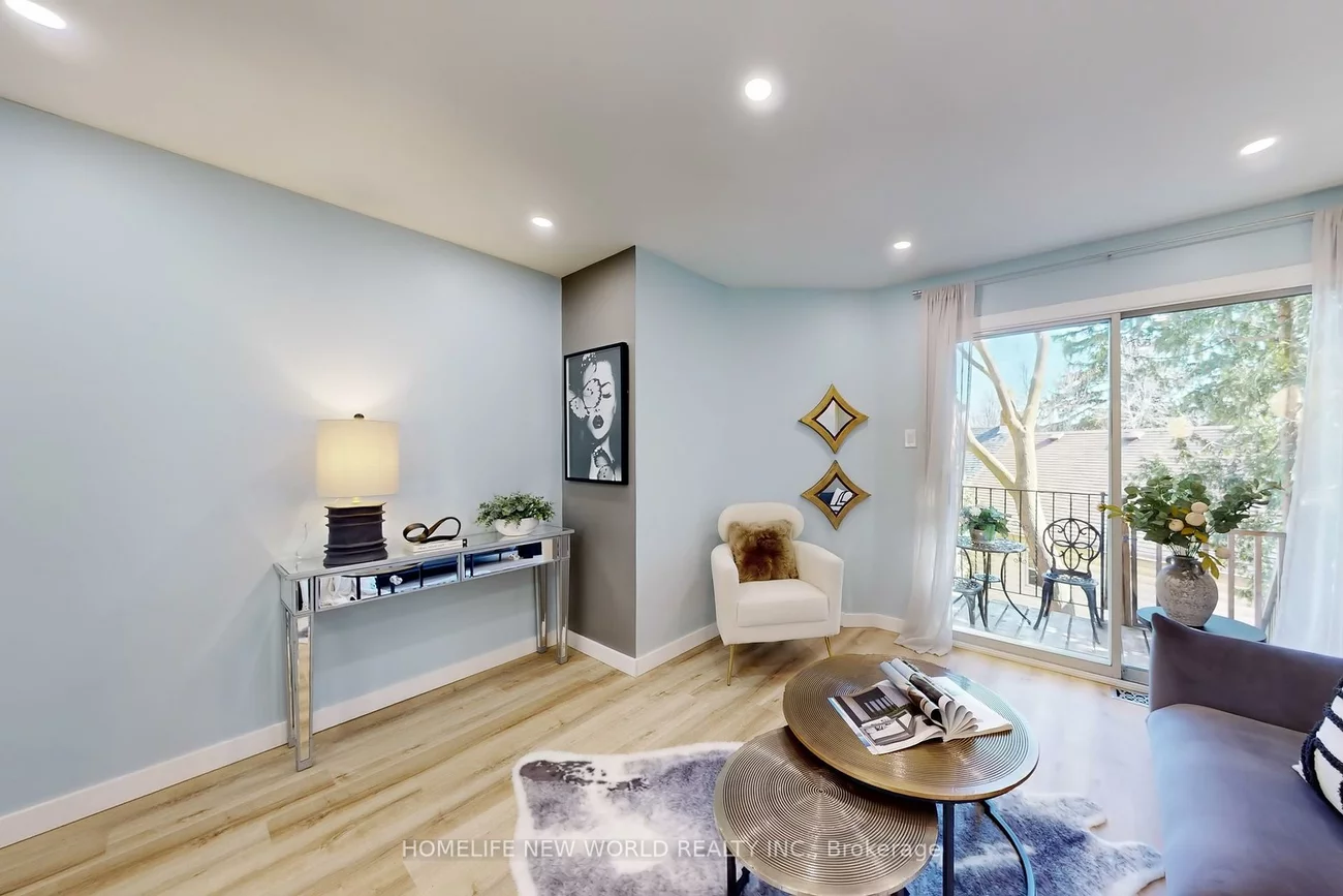 285, Lorne, Central Newmarket, Newmarket