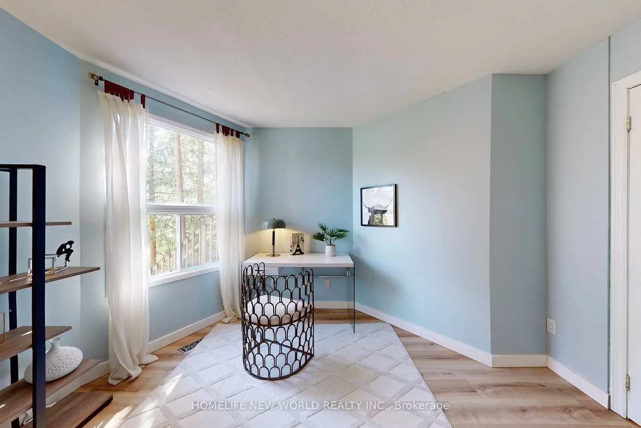 285, Lorne, Central Newmarket, Newmarket