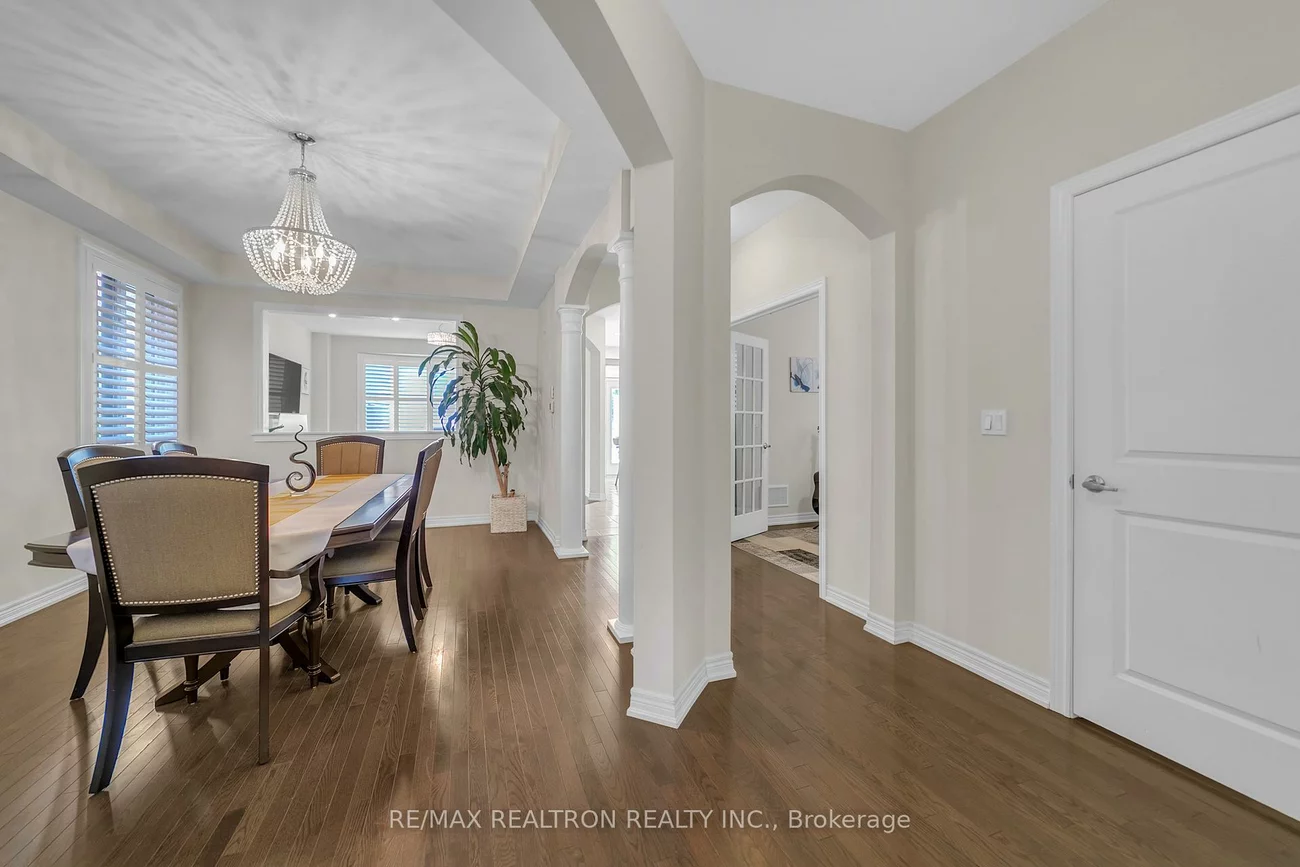 669, Sweetwater, Glenway Estates, Newmarket