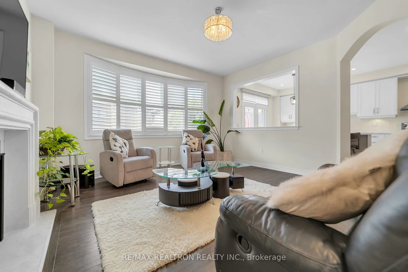 669, Sweetwater, Glenway Estates, Newmarket